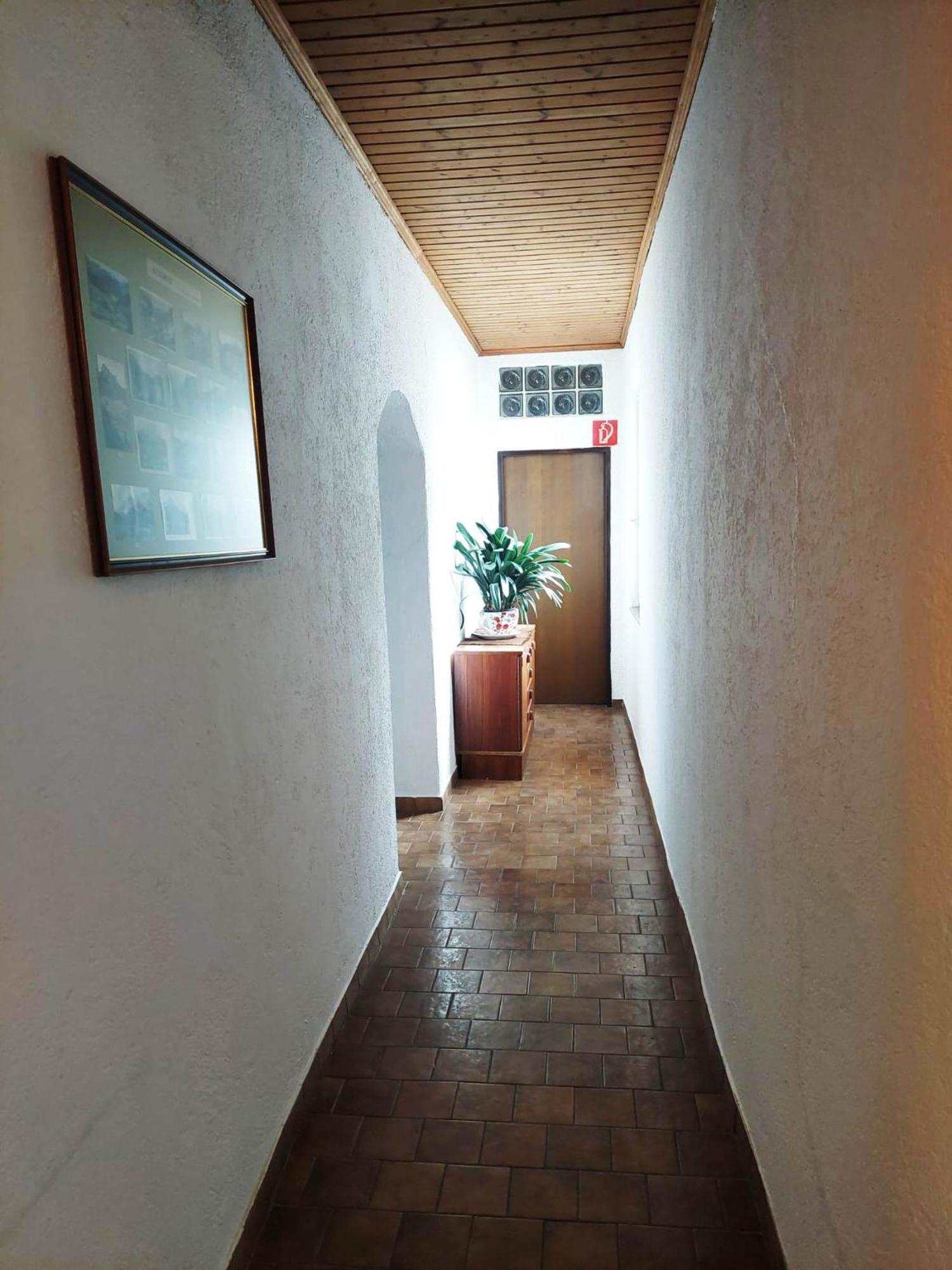 Gasthof Zur Post Eisenerz Exterior photo